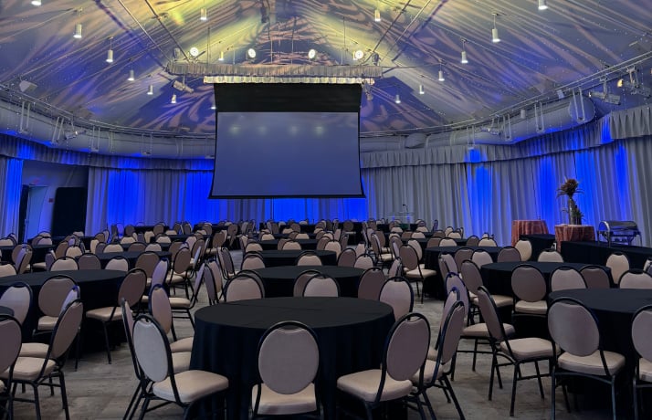 Groups can enjoy an exclusive one-hour all-you-care-to-eat picnic buffet at Busch Gardens Tampa Bay.