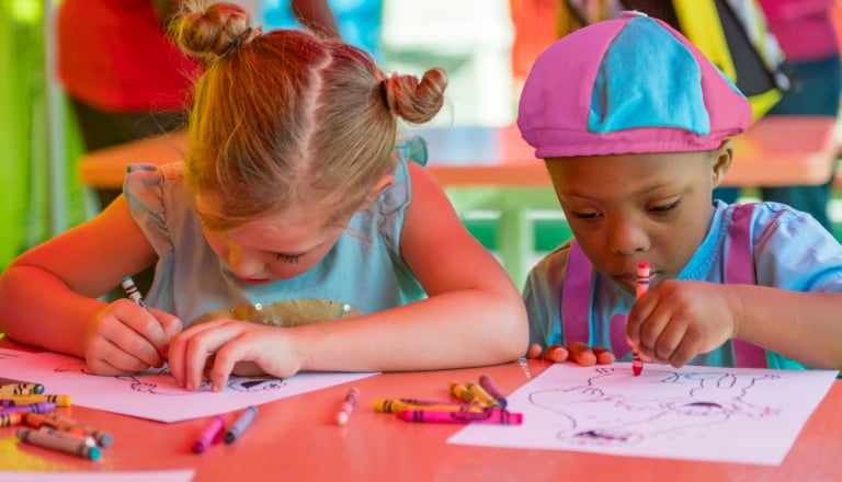 Busch Gardens Tampa Bay Arts & Crafts