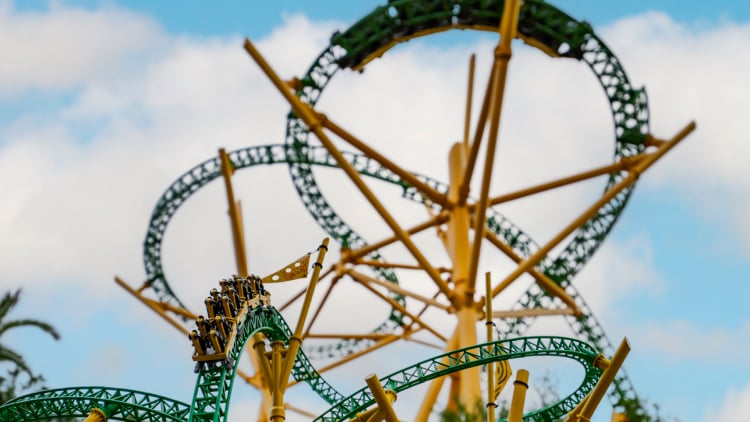 Cheetah Hunt scale model at Coaster Coffee Company proudly serving Starbucks® beverages inside Busch Gardens Tampa Bay.