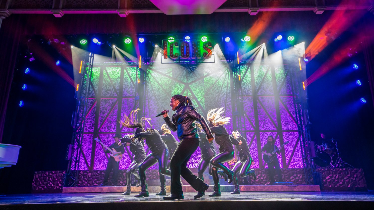 Busch Gardens Tampa Bay Icons Show